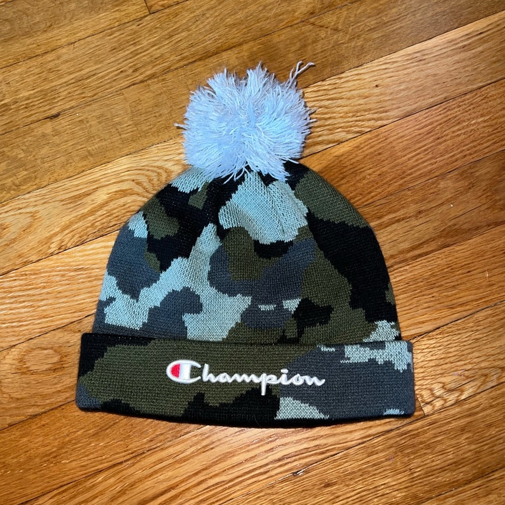 Champion army pattern beanie